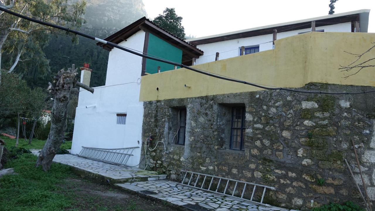Villa The Old Olive Mill House Aegae Exterior foto